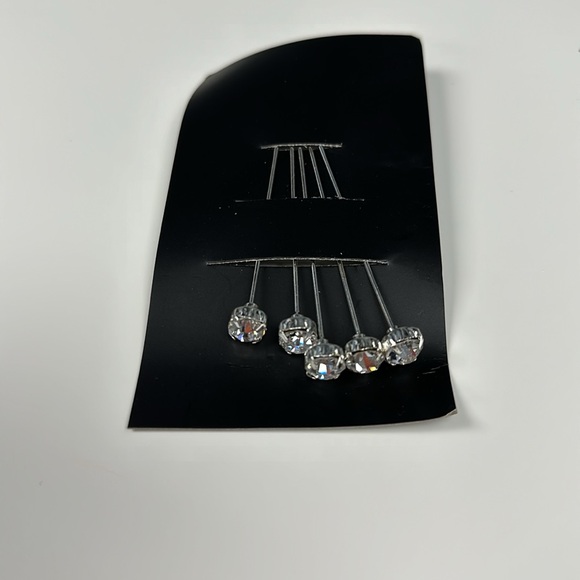 Elegant Silver Crystal Hair Combs & Pins - Picture 4 of 5
